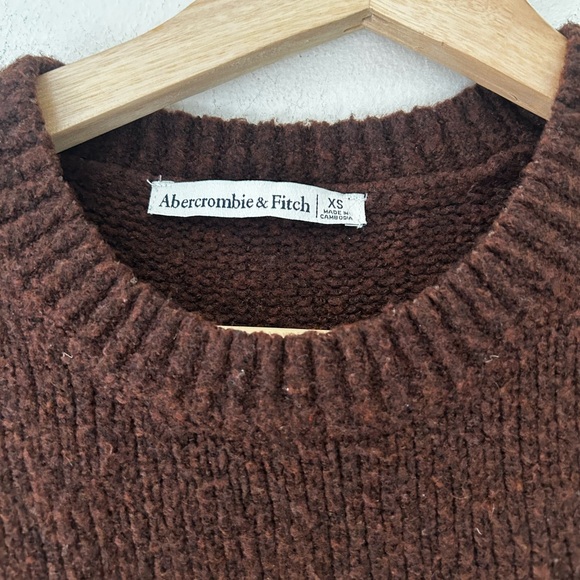 Abercrombie & Fitch Dark Brown Crew Neck Sweater Size XS - Picture 3 of 5